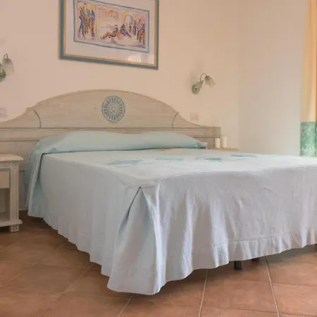 Superb Le Residenze Del Golfo Di 1 Bedroom For 4 People Appartement *