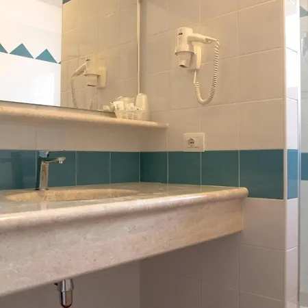 Apartment Superb Le Residenze Del Golfo Di 1 Bedroom For 4 People Orosei
