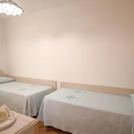 Superb Le Residenze Del Golfo Di 1 Bedroom For 4 People