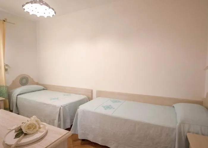 Superb Le Residenze Del Golfo Di 1 Bedroom For 4 People