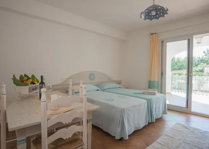 Superb Le Residenze Del Golfo Di 1 Bedroom For 4 People *
