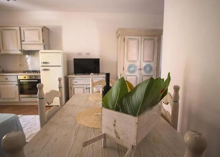 Apartman Superb Le Residenze Del Golfo Di 1 Bedroom For 4 People Orosei